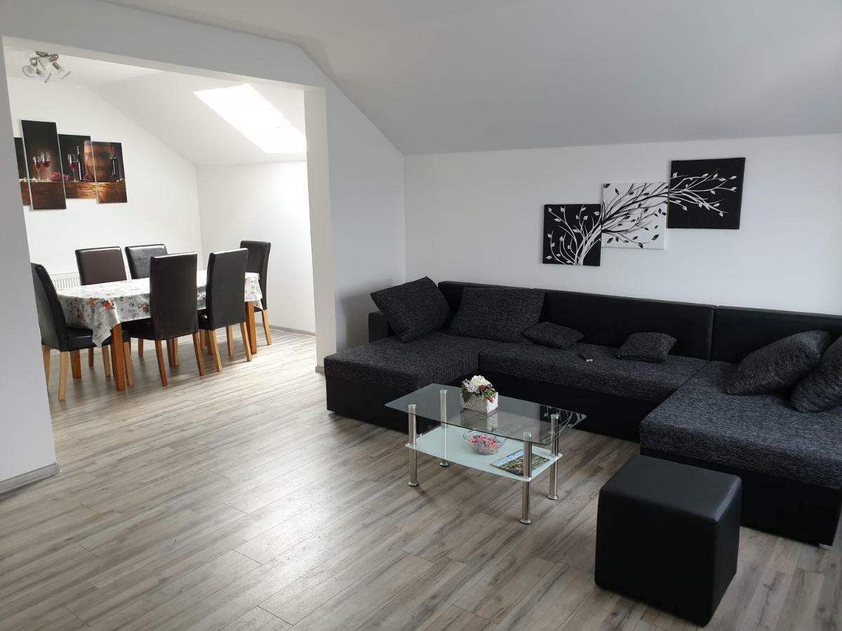 Apartman Majetic 오토칵 외부 사진